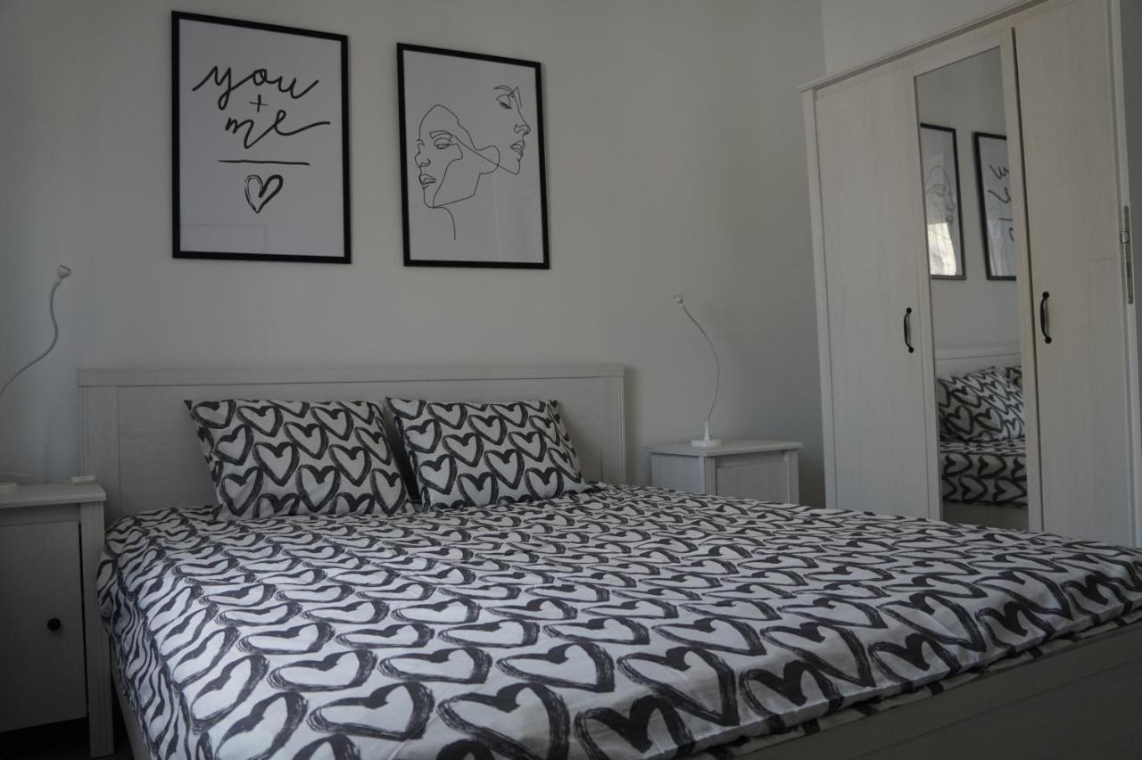 Apartament Gliwice Centrum Fredry I Buitenkant foto